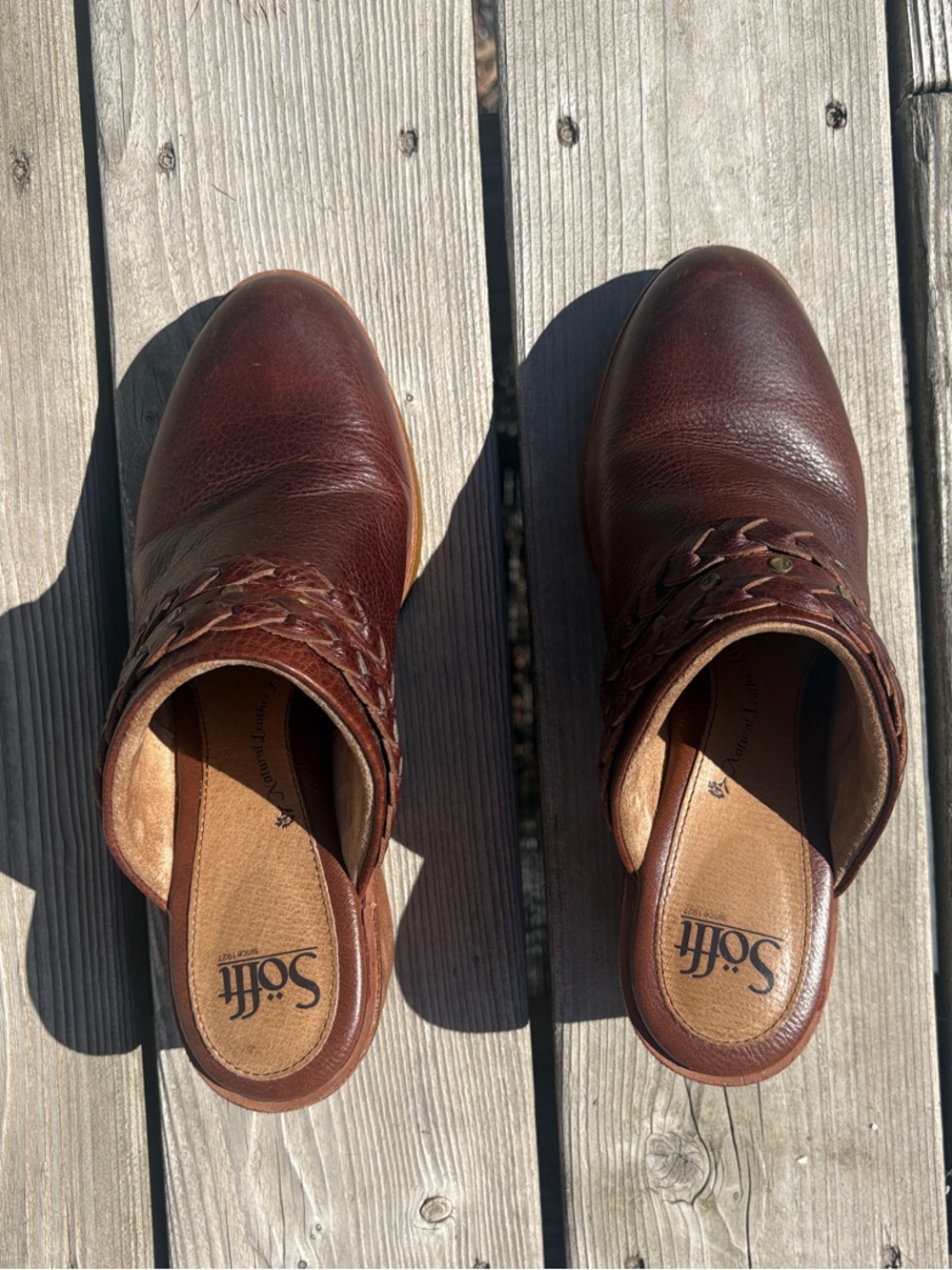Sofft Women’s Chestnut Brown Leather Clogs 9.5